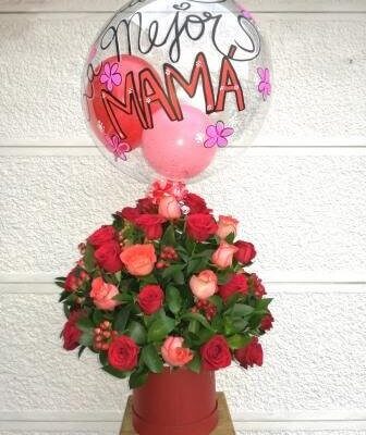 Arreglo Rosas y Globo Burbuja