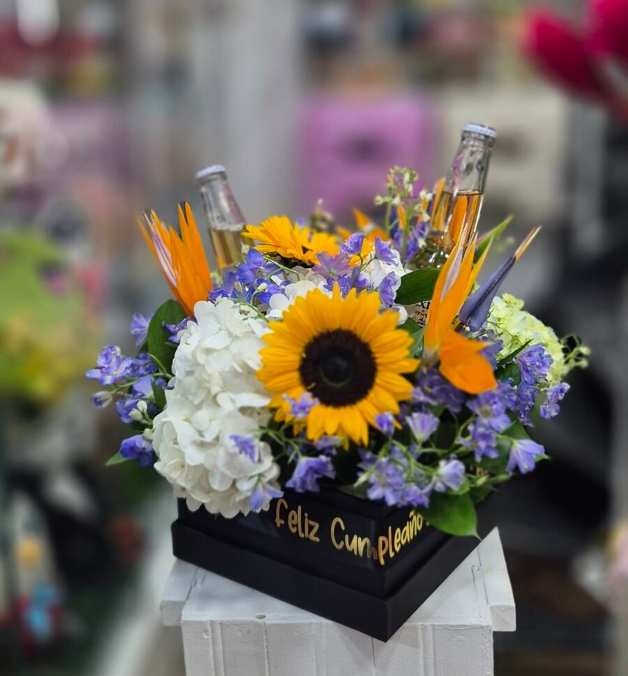 2026/10/1001529773.jpg Caja Flores Hombre.